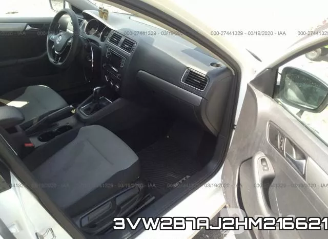 3VW2B7AJ2HM216621