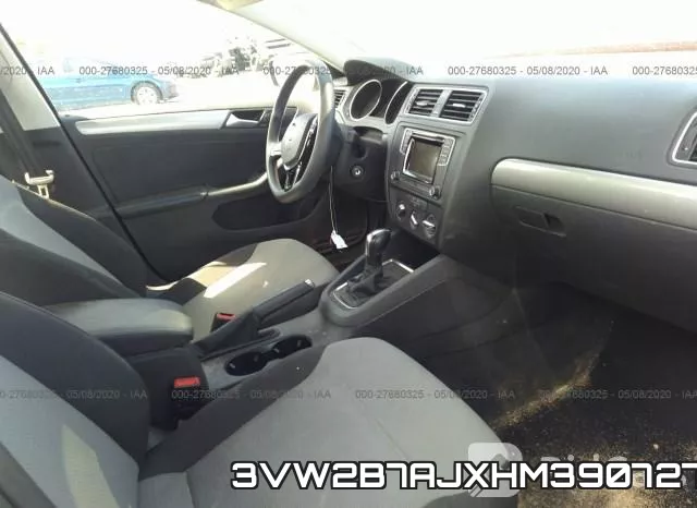 3VW2B7AJXHM390727_5.webp