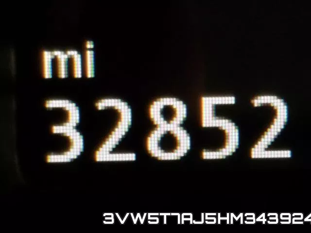 3VW5T7AJ5HM343924_8.webp