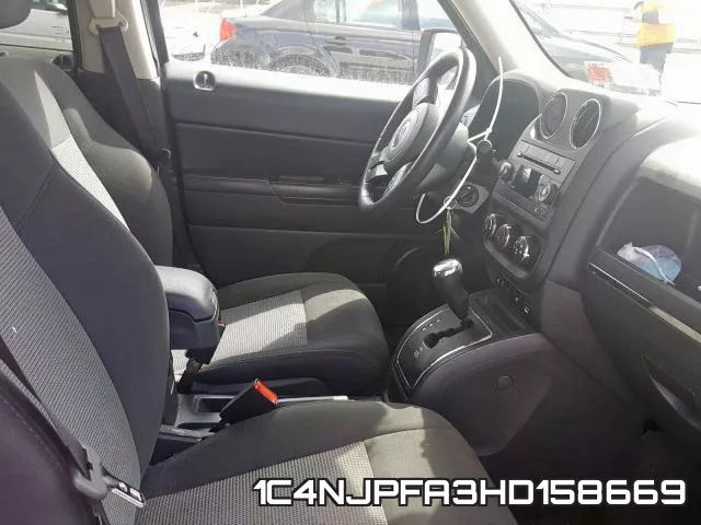 1C4NJPFA3HD158669_5.webp