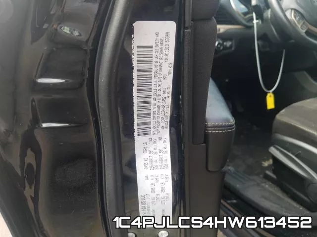 1C4PJLCS4HW613452_10.webp