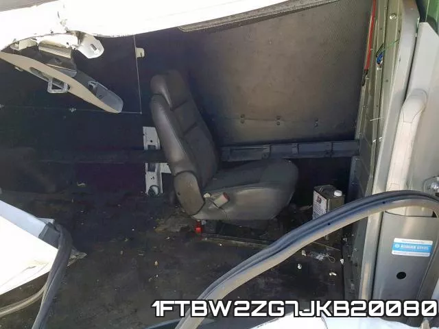 1FTBW2ZG7JKB20080_6.webp