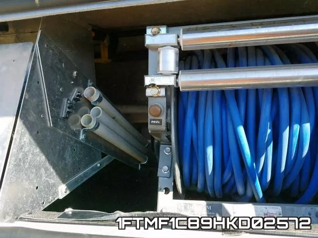 1FTMF1C89HKD02572_6.webp