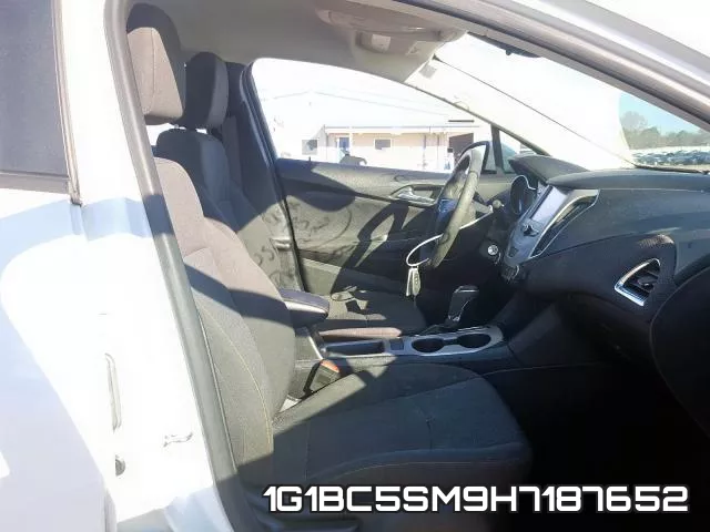 1G1BC5SM9H7187652_5.webp