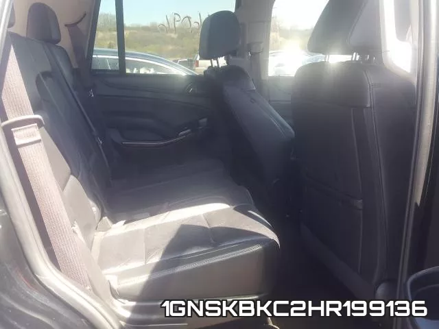 1GNSKBKC2HR199136_6.webp