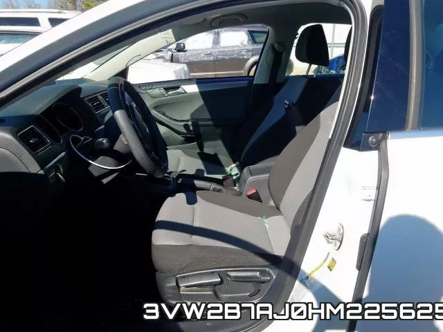 3VW2B7AJ0HM225625_5.webp
