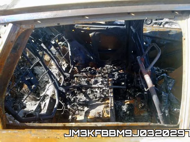 JM3KFBBM9J0320297_6.webp