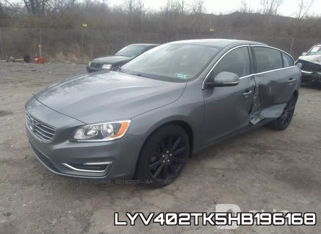 LYV402TK5HB196168_2.webp