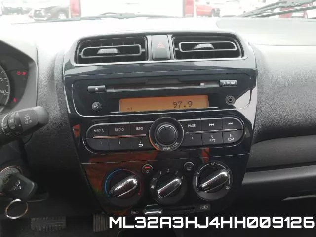 ML32A3HJ4HH009126_9.webp