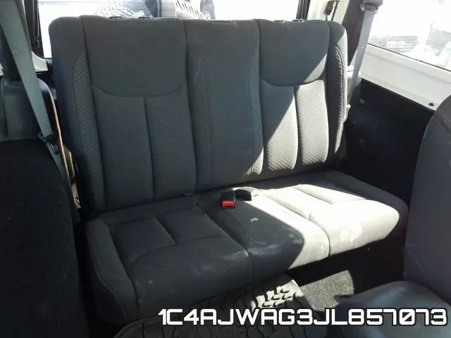 1C4AJWAG3JL857073_6.webp