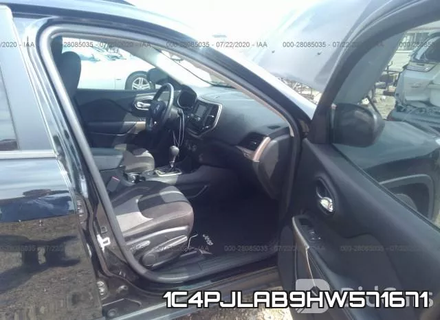 1C4PJLAB9HW571671_5.webp