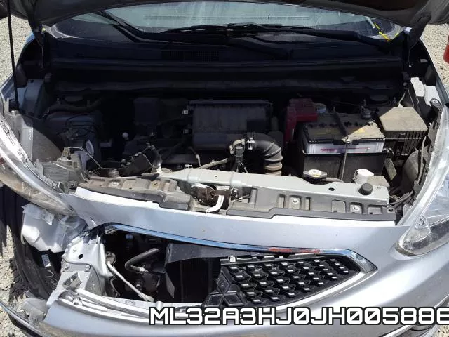 ML32A3HJ0JH005886_7.webp
