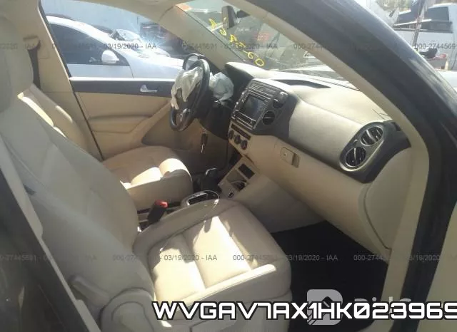 WVGAV7AX1HK023969_5.webp