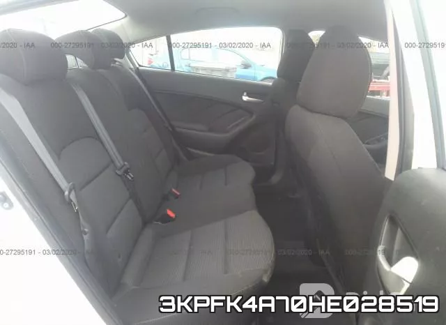 3KPFK4A70HE028519_8.webp