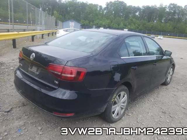3VW2B7AJ8HM242396_4.webp