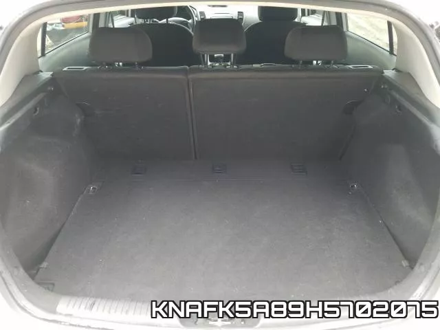 KNAFK5A89H5702075_9.webp