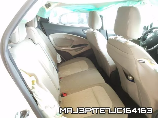 MAJ3P1TE7JC164163_6.webp