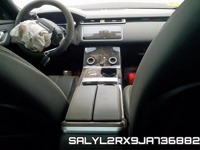 SALYL2RX9JA736882_9.webp