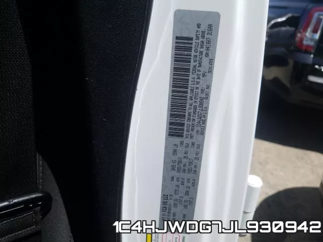 1C4HJWDG7JL930942_10.webp