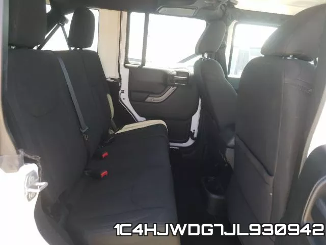 1C4HJWDG7JL930942_6.webp