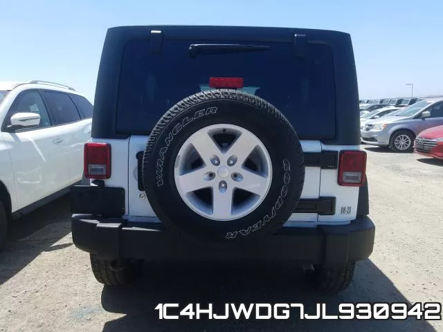 1C4HJWDG7JL930942_9.webp