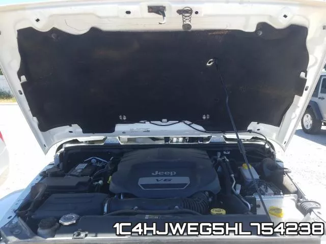 1C4HJWEG5HL754238_7.webp