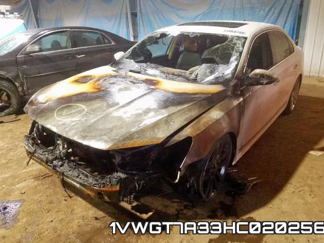 1VWGT7A33HC020256_2.webp