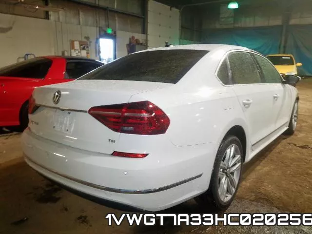 1VWGT7A33HC020256_4.webp