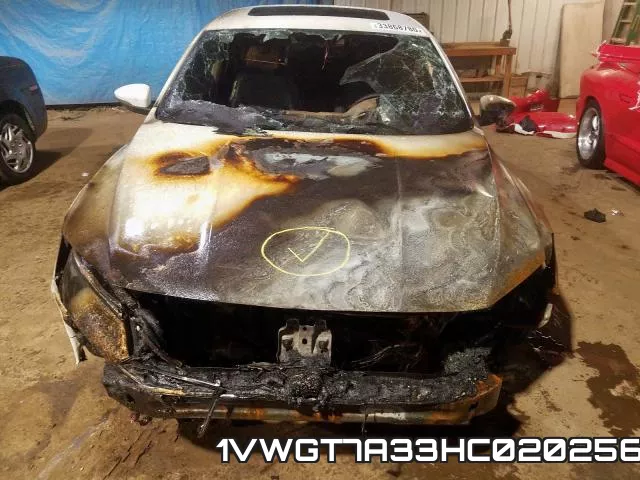 1VWGT7A33HC020256_9.webp