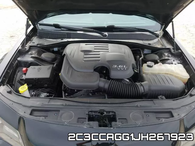 2C3CCAGG1JH267923_7.webp