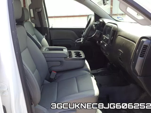 3GCUKNEC8JG606252_5.webp
