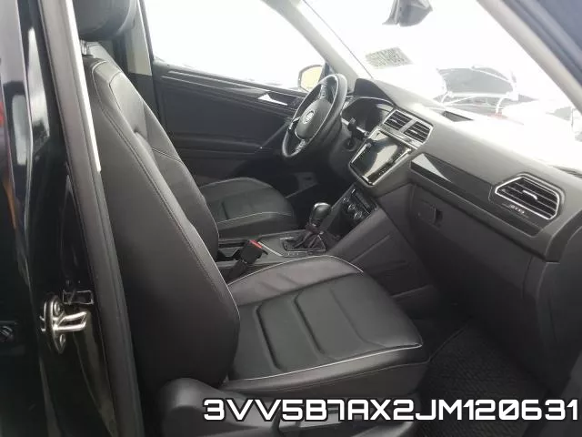 3VV5B7AX2JM120631