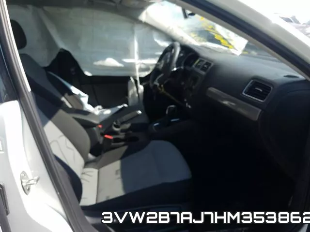 3VW2B7AJ7HM353862_5.webp