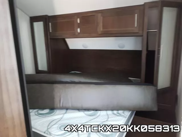 4X4TCKX20KK058313_5.webp