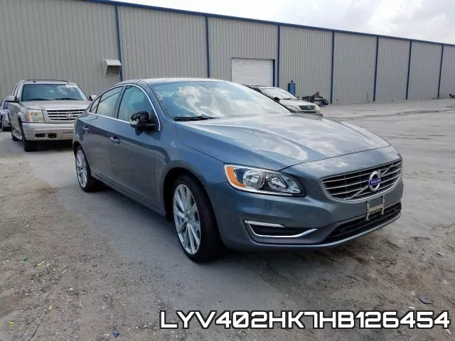 LYV402HK7HB126454_1.webp