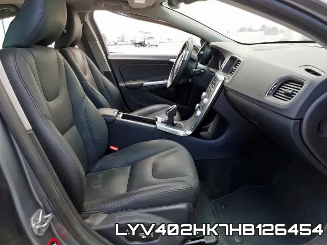 LYV402HK7HB126454