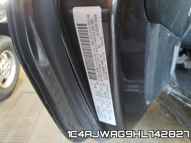 1C4AJWAG9HL742827_10.webp