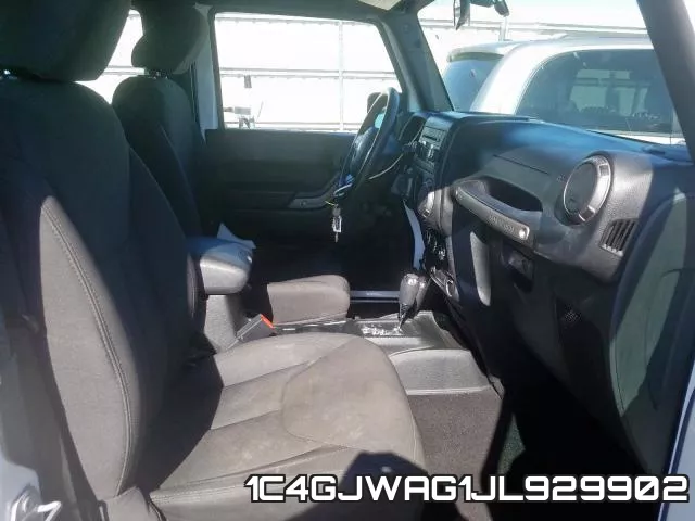 1C4GJWAG1JL929902_5.webp