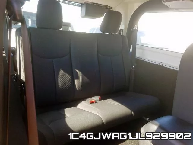 1C4GJWAG1JL929902_6.webp