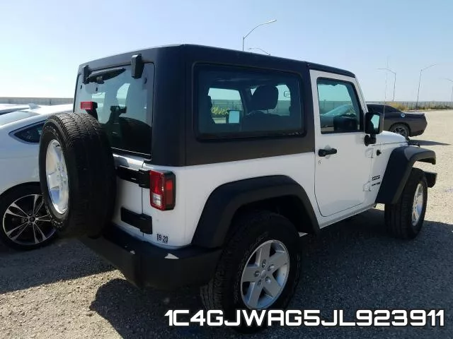 1C4GJWAG5JL923911_4.webp