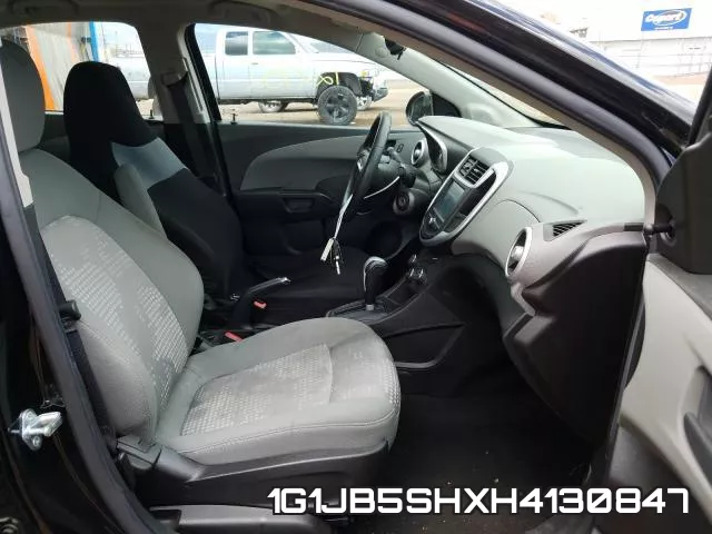 1G1JB5SHXH4130847