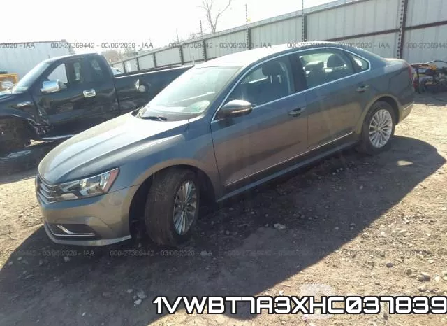 1VWBT7A3XHC037839_2.webp