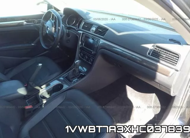 1VWBT7A3XHC037839_5.webp