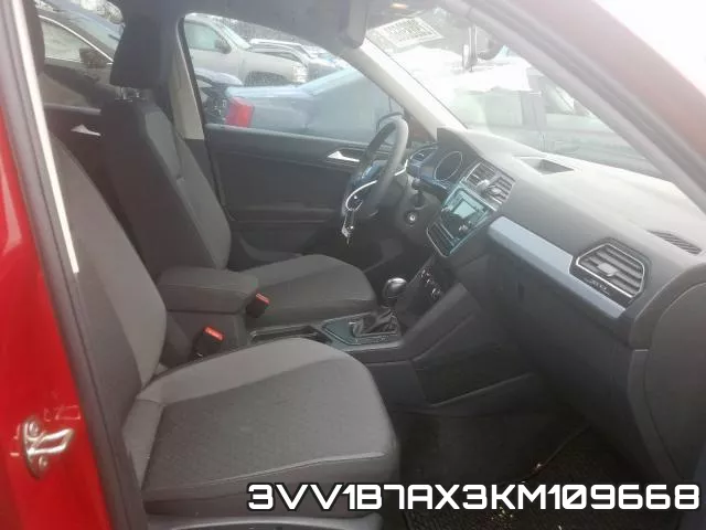 3VV1B7AX3KM109668_5.webp