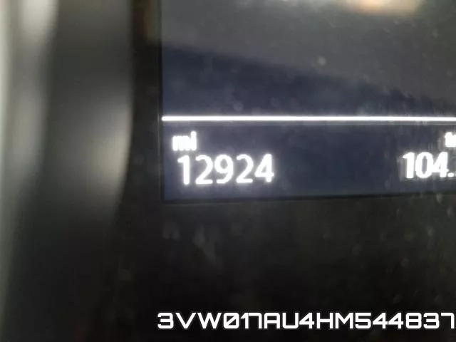 3VW017AU4HM544837_8.webp