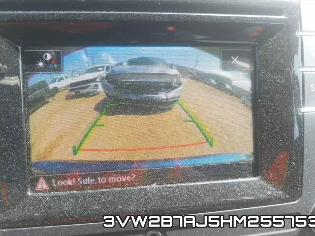 3VW2B7AJ5HM255753
