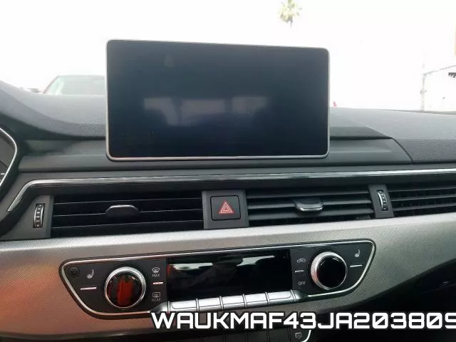 WAUKMAF43JA203809_9.webp