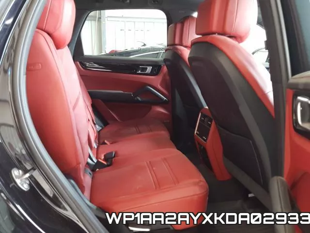 WP1AA2AYXKDA02933_6.webp