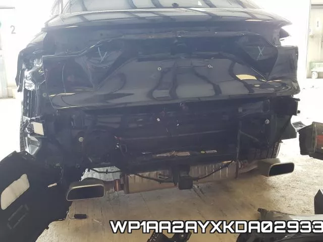 WP1AA2AYXKDA02933_9.webp