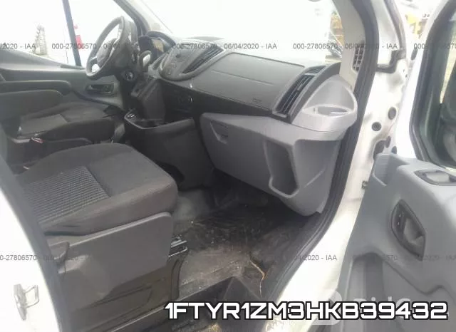 1FTYR1ZM3HKB39432_5.webp